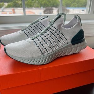 Nike React Phantom Run Flyknit 2